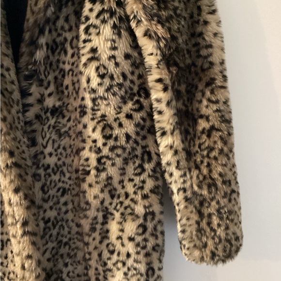 Nasty Gal Faux Fur Leopard Print Coat Jacket size S - Picture 4 of 4